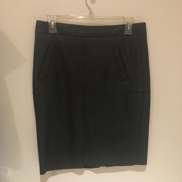 Knee-length professonal leather skirt - Picture 1 of 1